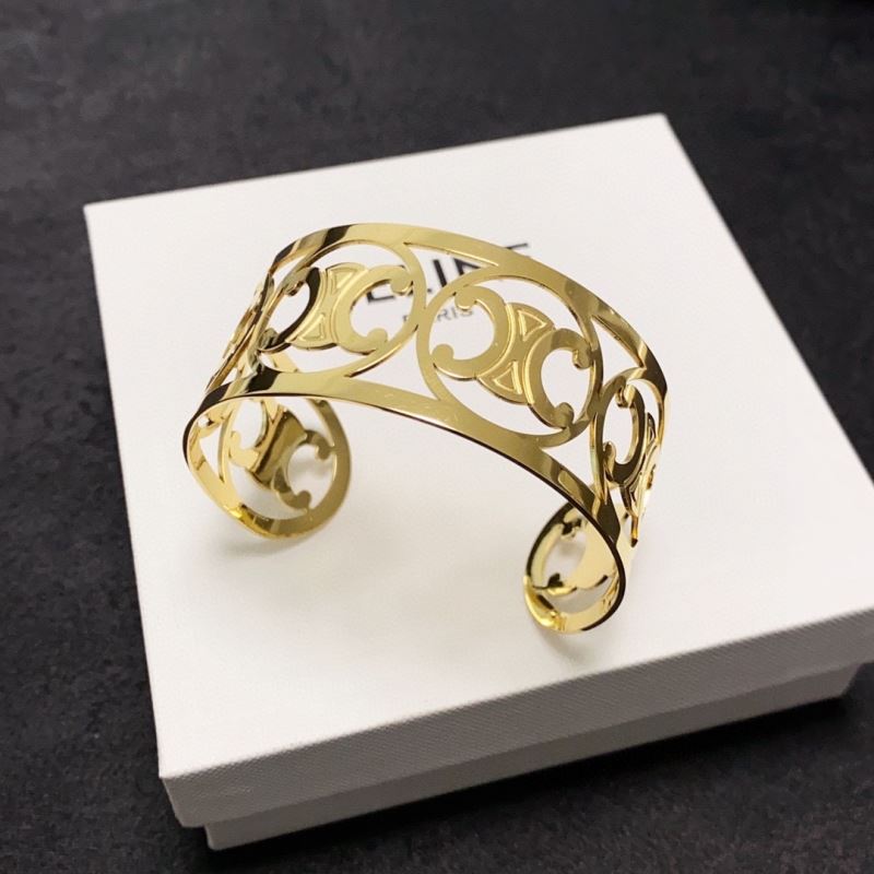 Ce1i*e bracelets